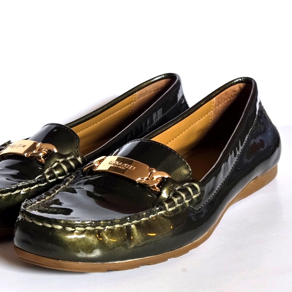 Coach metallic olive green slip on loafer size 6with gold hardware - Picture 4 of 9